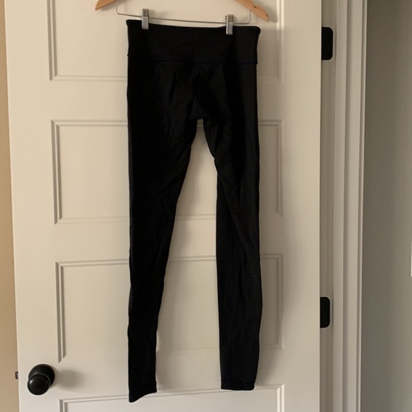 Lululemon leggings - black and blue reversible - Picture 3 of 4